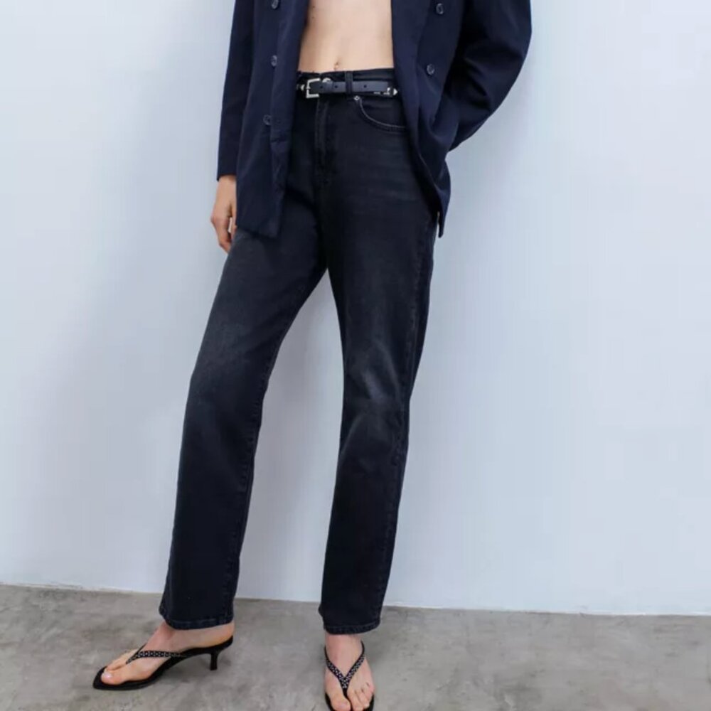BDG High Waisted Cowboy Jeans Jeans Size 25